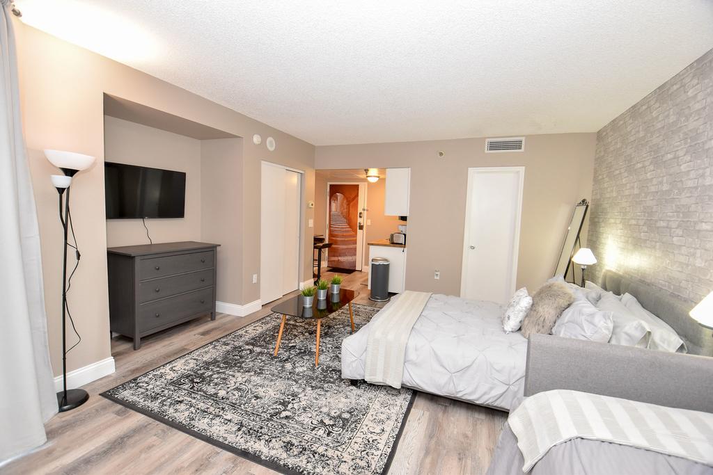 3 CLOSE TO ALL ATTRACTIONS! - thumb 0