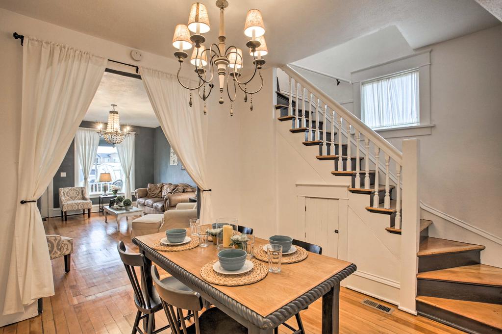 'London' Classic Abode In Kendall Yards Area! - thumb 2