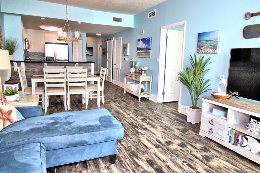 0408 -1B/2 Bath With Bonus Room. Master Bedroom & Living Room Face The Gulf! - thumb 2