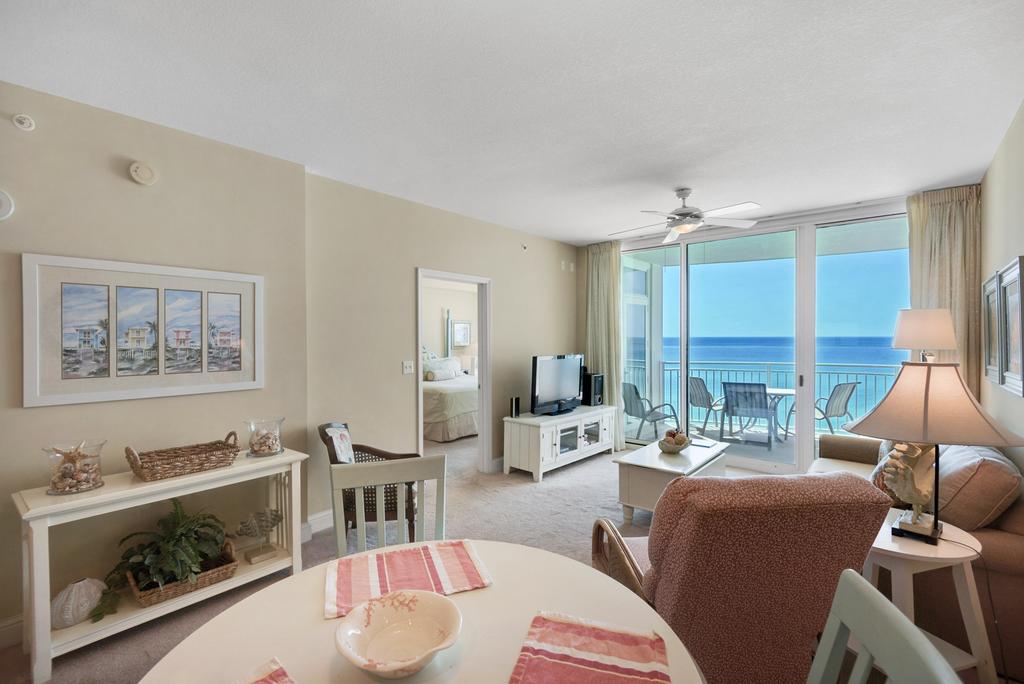 0506 -1B/2 Bath With Bonus Room. Master Bedroom & Living Room Face The Gulf! - thumb 3