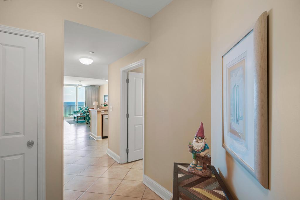 0608 -1B/2 Bath With Bonus Room. Master Bedroom & Living Room Face The Gulf! - thumb 2