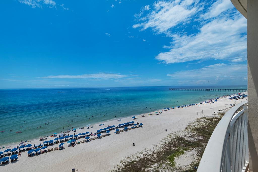 0709 - 3 Bedroom 3 Bath. Living Room And Master Bedroom Face The Gulf! - thumb 3