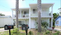 100 Yards from BEACH with POOL   Unit B   can rent both sides Accommodation Florida