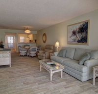 2BR Ground Level Condo with Pool 10 Minutes to Beaches with golf Course Views - Accommodation Florida