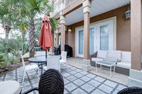 413 la Valencia Circle by BlueSwell Accommodation Florida