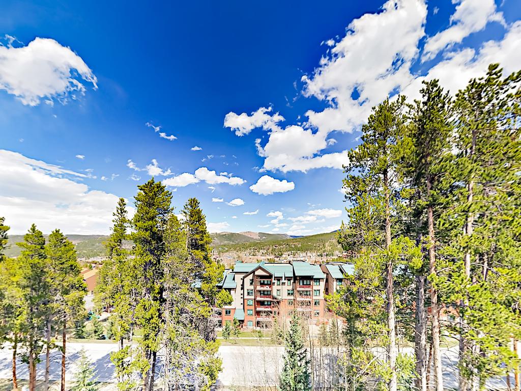 416 Kings Crown Rd Home - thumb 3