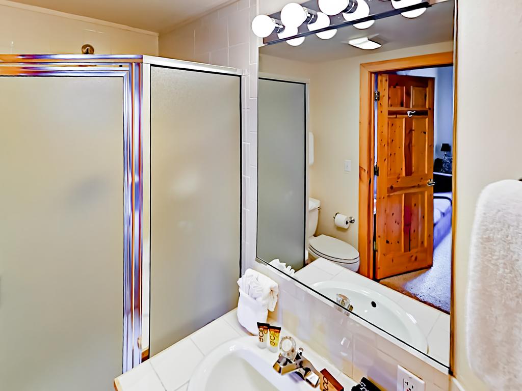 416 Kings Crown Rd Home - thumb 2