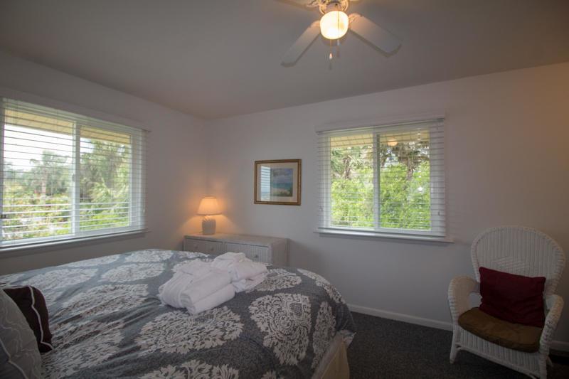711 Yellow Perch - Six Bedroom House - thumb 2