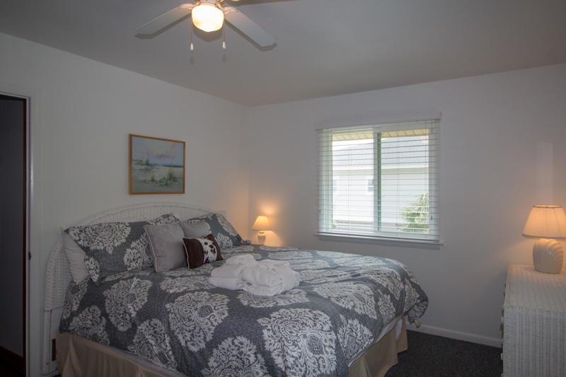 711 Yellow Perch - Six Bedroom House - thumb 1