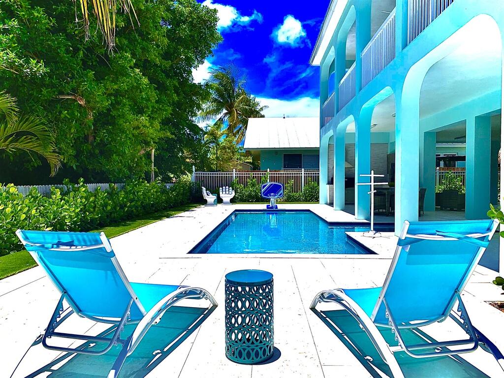 Blue Paradise 5bed/5bath Brand New Construction With Private Pool - thumb 0