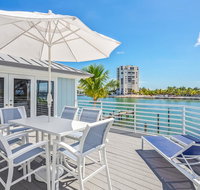 Dock of the Bay - Accommodation Florida