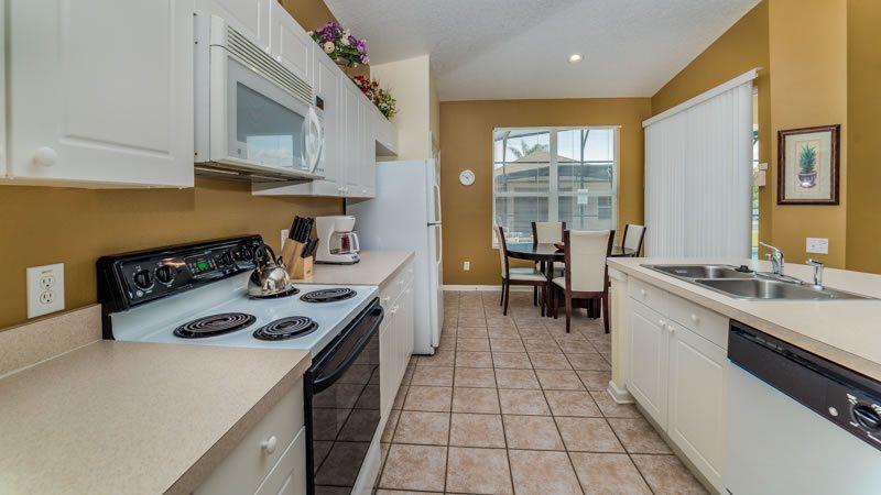 Elegant 4 Bedroom Villa With South Facing Pool In Kissimmee Resort - thumb 3