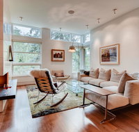 Emerald Contemporary Tranquility w/ Flatiron Mountain Views - Accommodation Florida