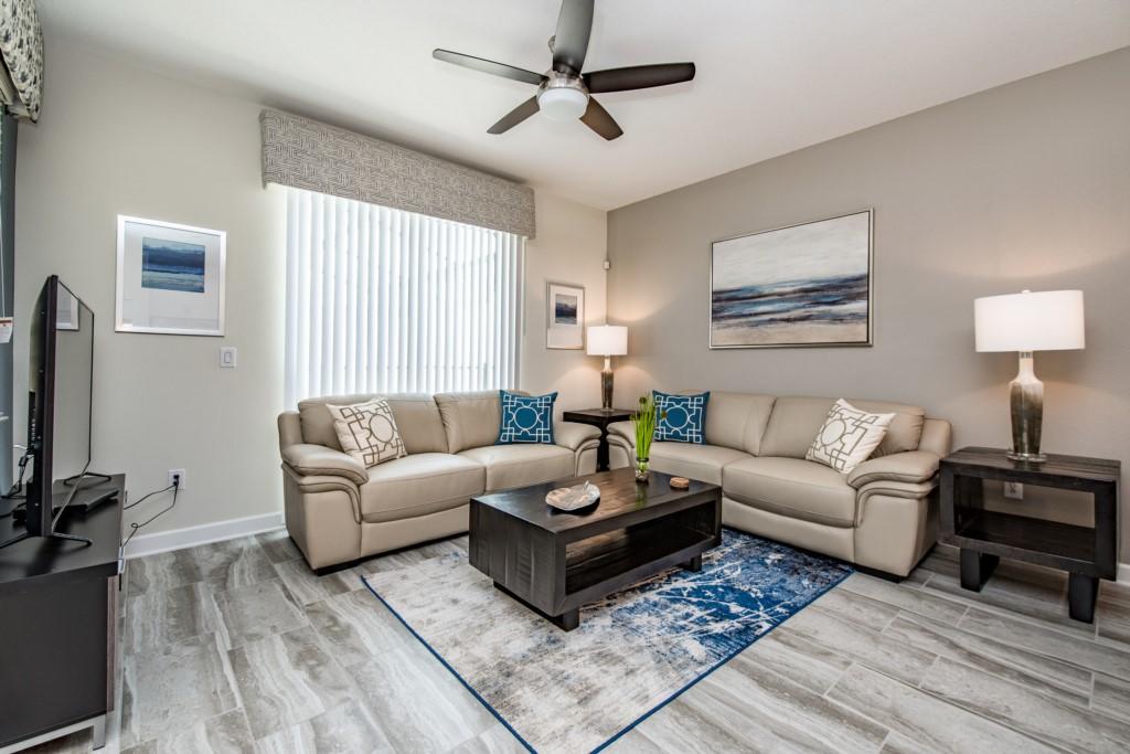 High End Champions Gate Town Home - thumb 3