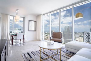 High Rise Luxury Ocean Corner Unit 2/2 - Icon Brickell