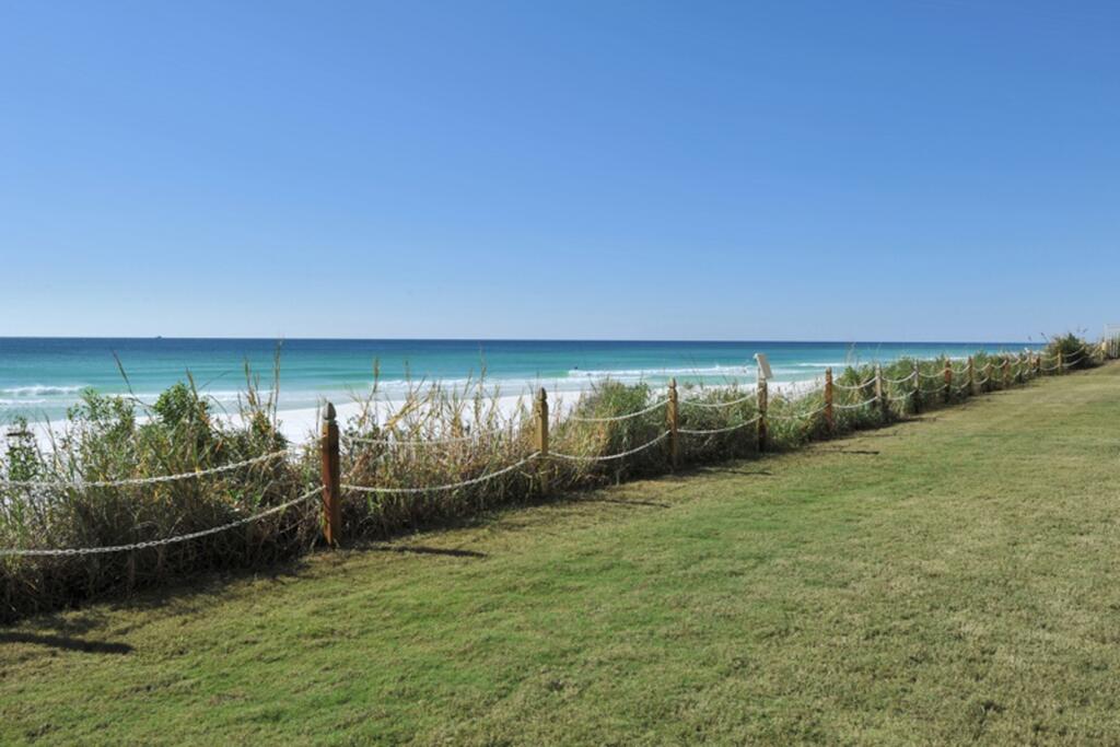 Huntington By The Sea - thumb 3