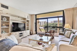 Longboat BeachPlace 7-102