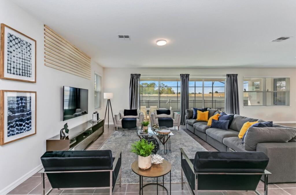 Multiple Luxury Poo Homes Close By FREE Water Park Resort Access - thumb 2