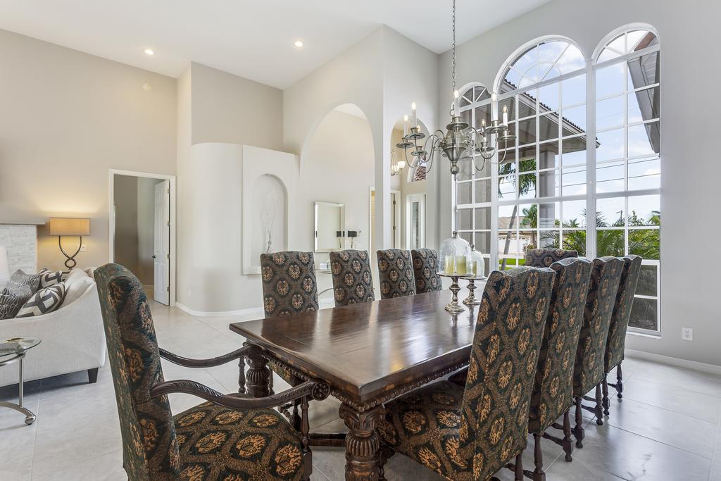 Tropical Escape - thumb 1