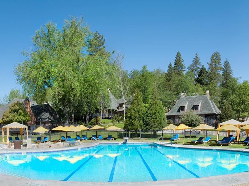 UCLA Lake Arrowhead Lodge - thumb 2