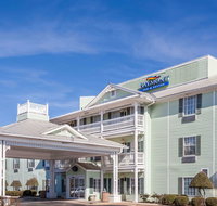 Baymont by Wyndham Decatur - Accommodation Florida