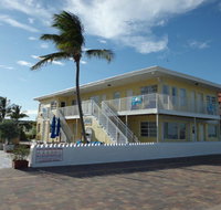 Paradise Oceanfront HBH - Accommodation Florida