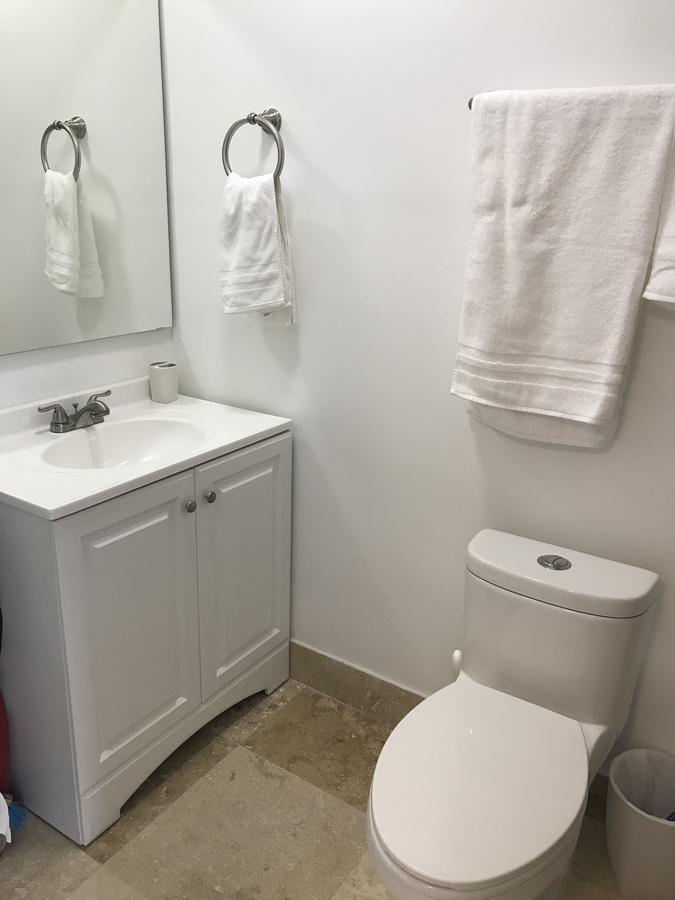 Nice Cottages Near FIU - thumb 27