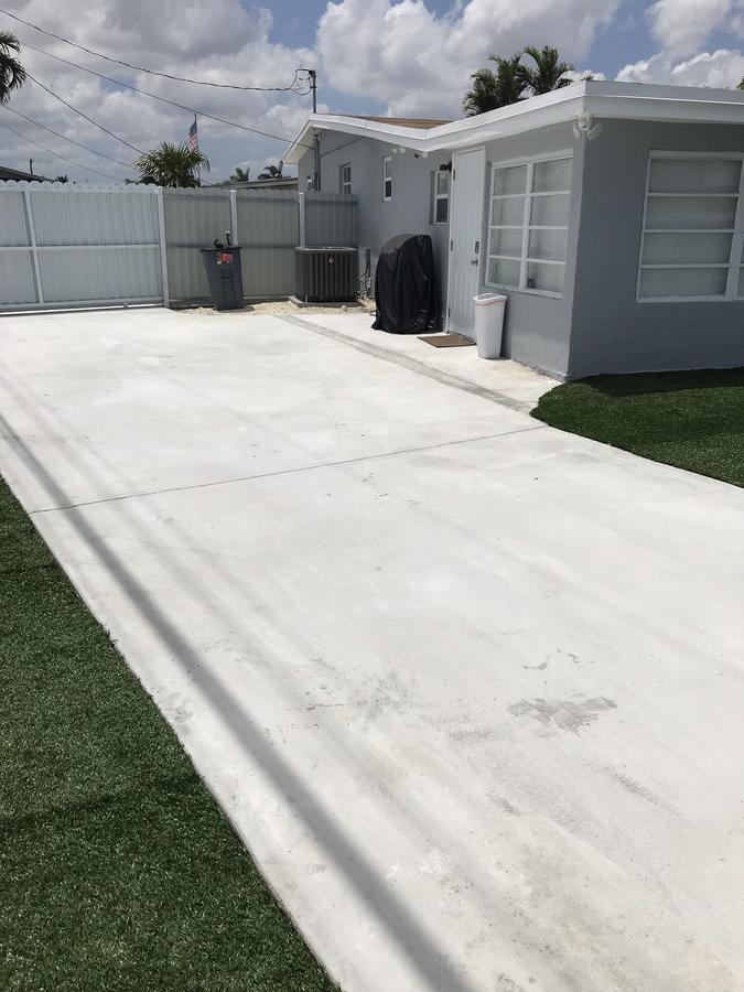 Nice Cottages Near FIU - thumb 29