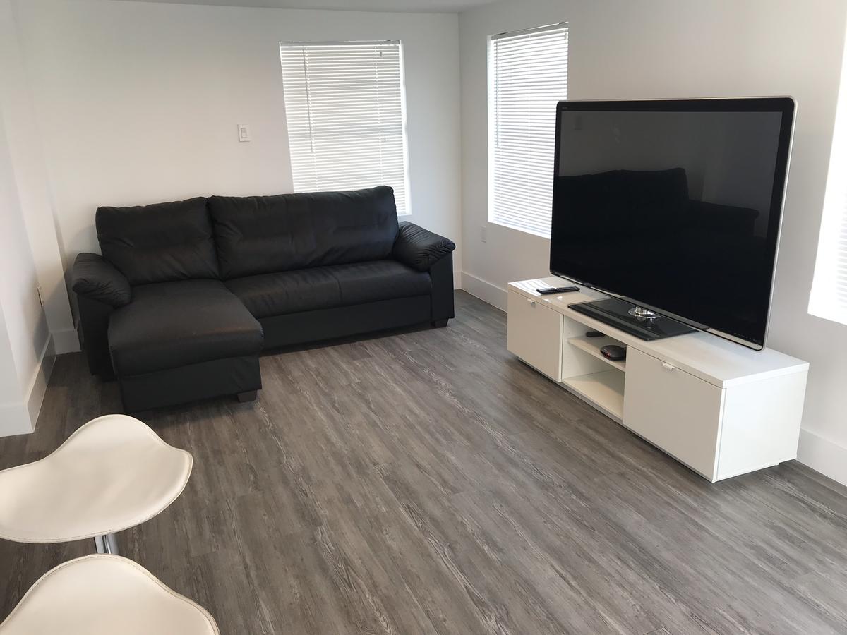 Nice Cottages Near FIU - thumb 20