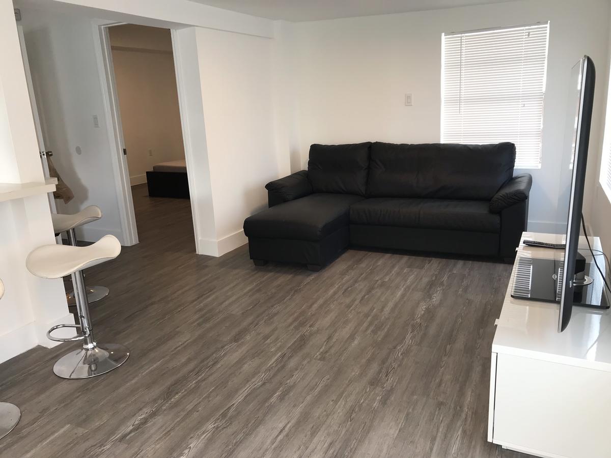 Nice Cottages Near FIU - thumb 42