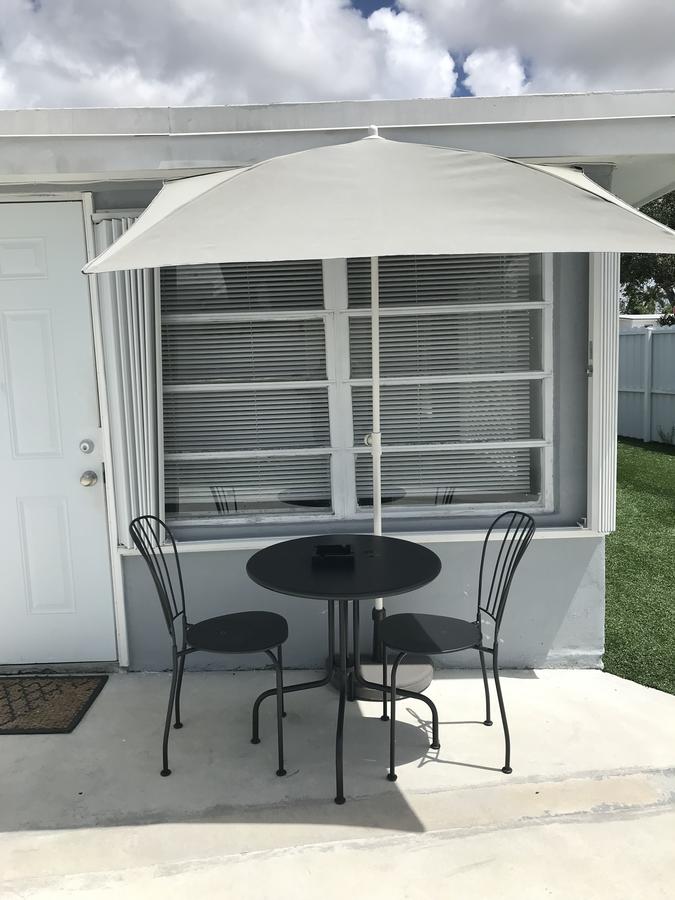 Nice Cottages Near FIU - thumb 9