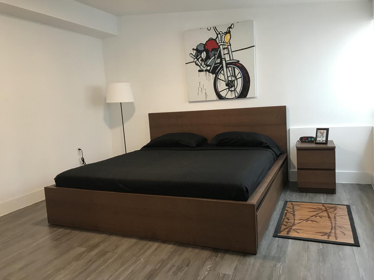 Nice Cottages Near FIU - thumb 6