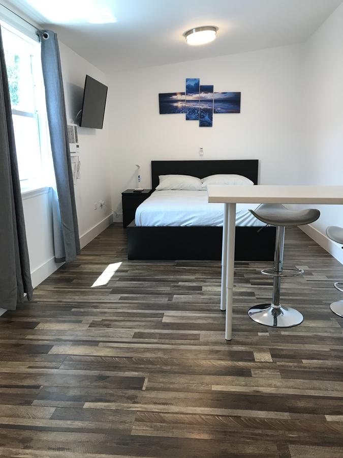 Nice Cottages Near FIU - thumb 0