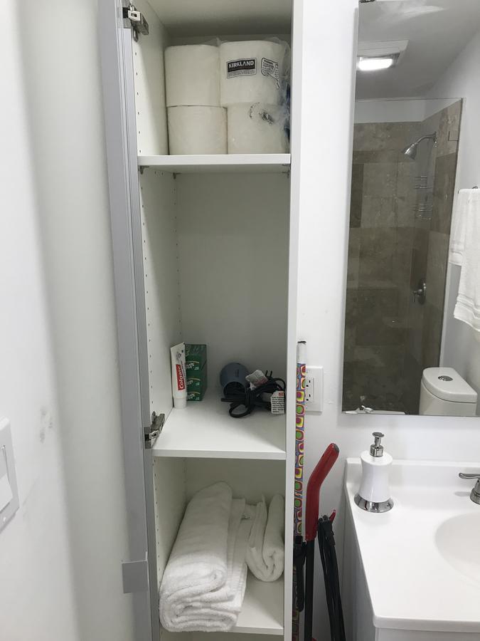 Nice Cottages Near FIU - thumb 25