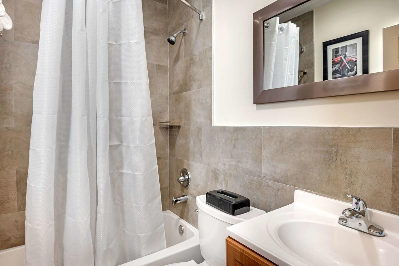 Rodeway Inn - thumb 9