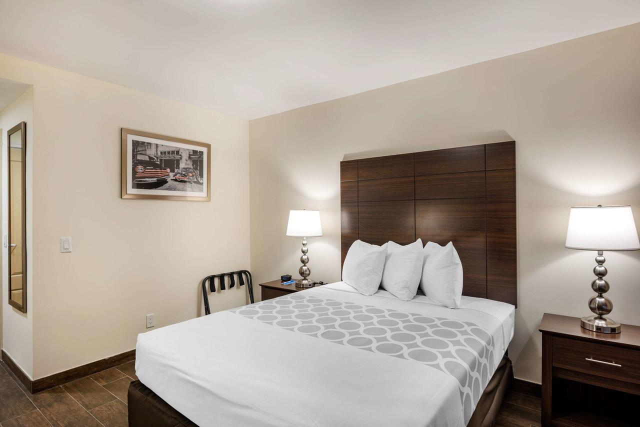 Rodeway Inn - thumb 20