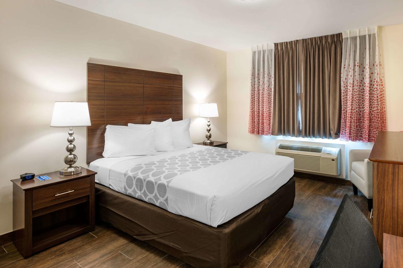 Rodeway Inn - thumb 2