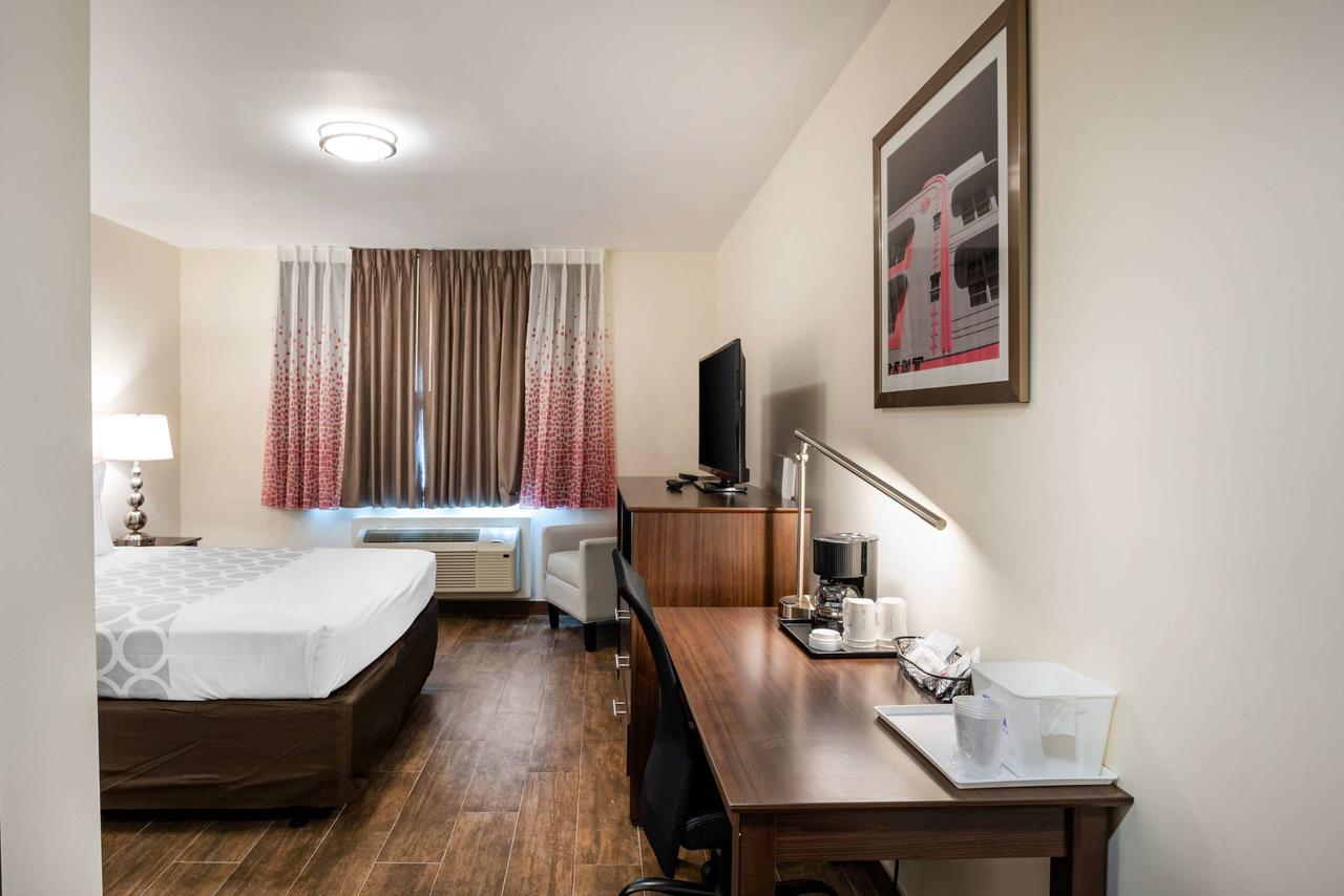 Rodeway Inn - thumb 24