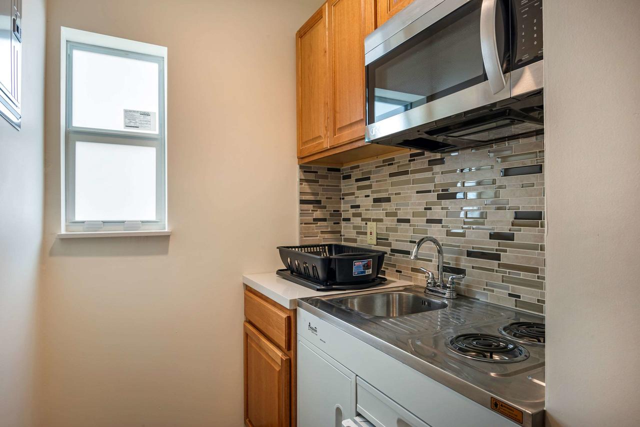 Rodeway Inn - thumb 15