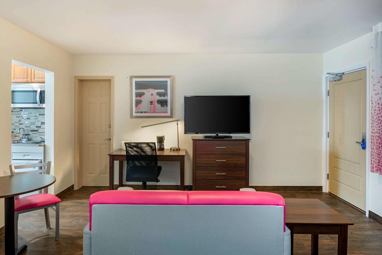 Rodeway Inn - thumb 18