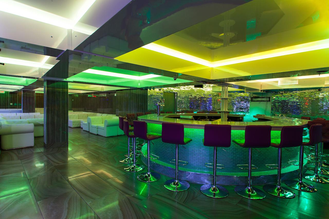 Royal Beach Palace - thumb 17