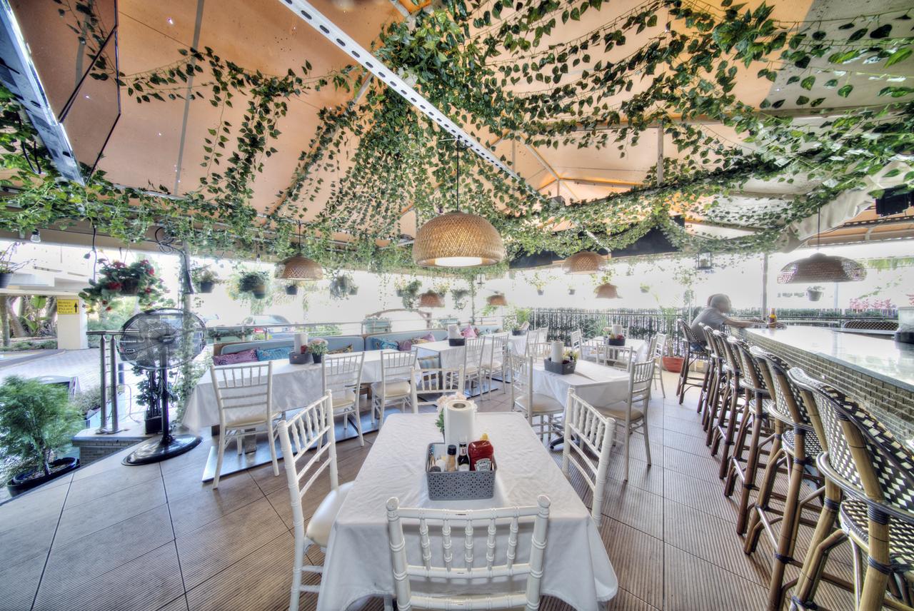 Royal Beach Palace - thumb 4