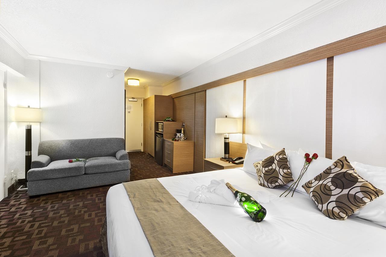 Royal Beach Palace - thumb 36