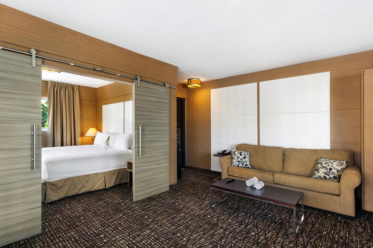 Royal Beach Palace - thumb 22