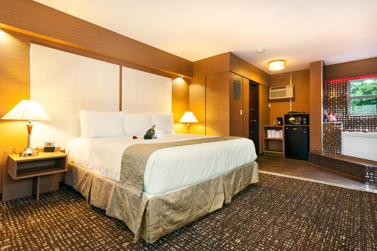 Royal Beach Palace - thumb 20