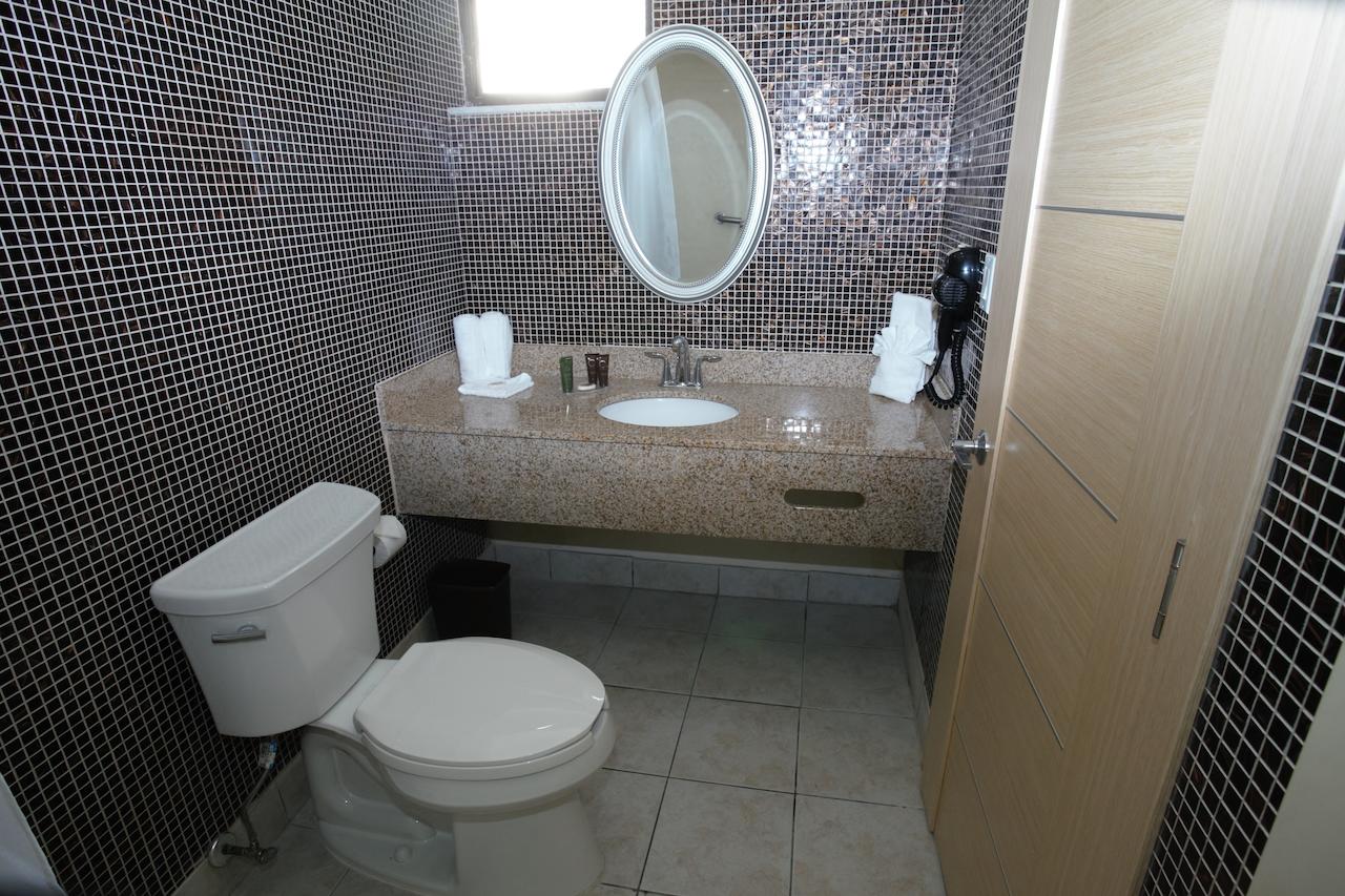 Royal Beach Palace - thumb 40