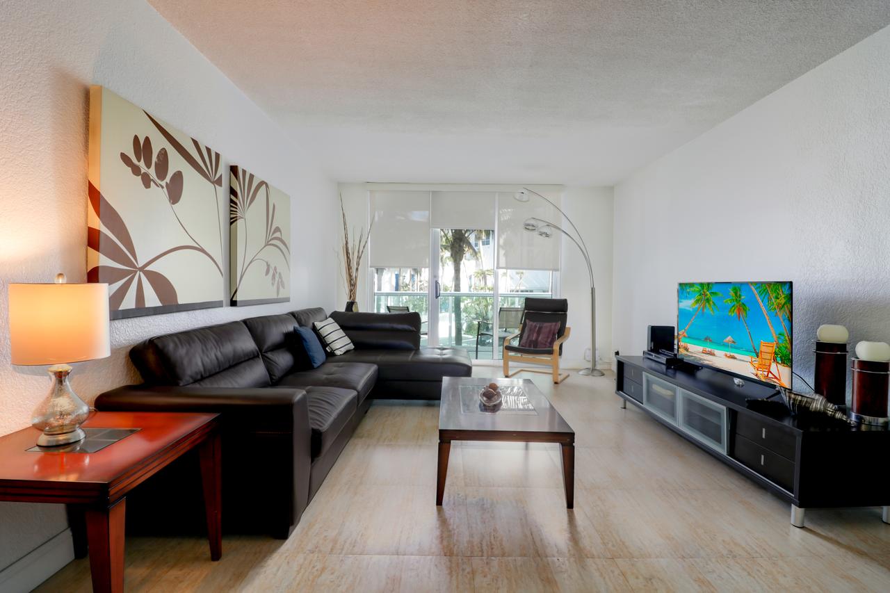 2 Bedrooms Apartment On The Beach - thumb 2