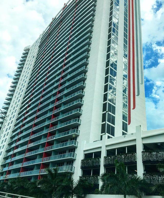 Stunning 2 Bedroom Bay Front Apt W/ Breathless View 1909 - thumb 25