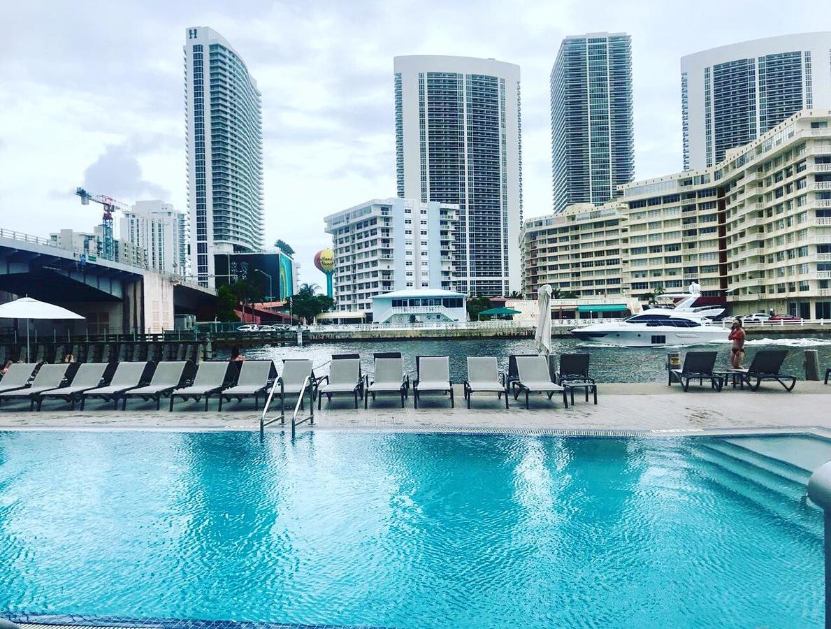 Stunning 2 Bedroom Bay Front Apt W/ Breathless View 1909 - thumb 5