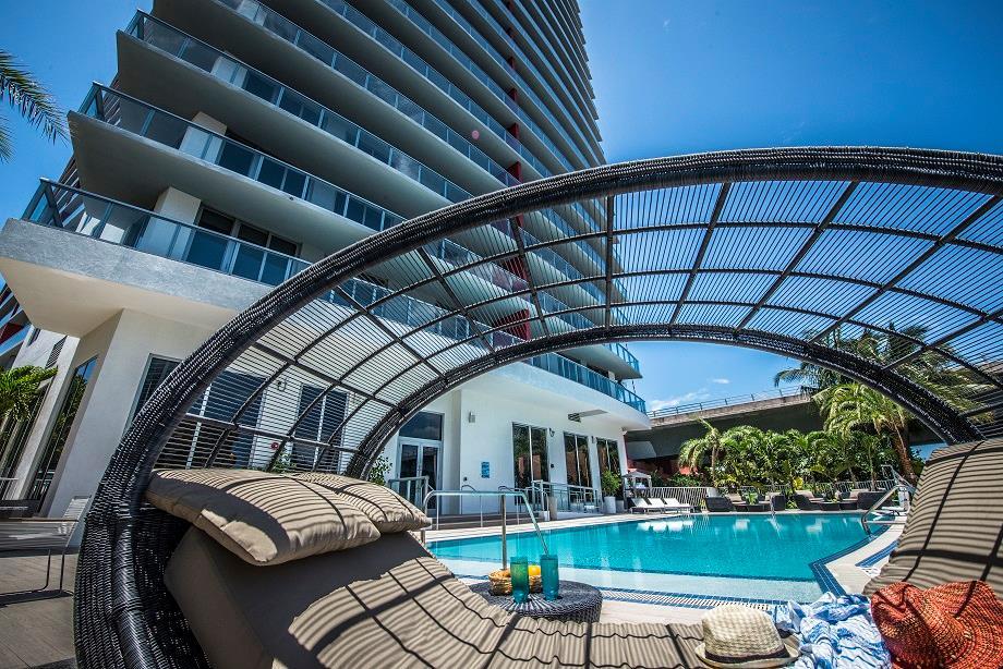Stunning 2 Bedroom Bay Front Apt W/ Breathless View 1909 - thumb 6